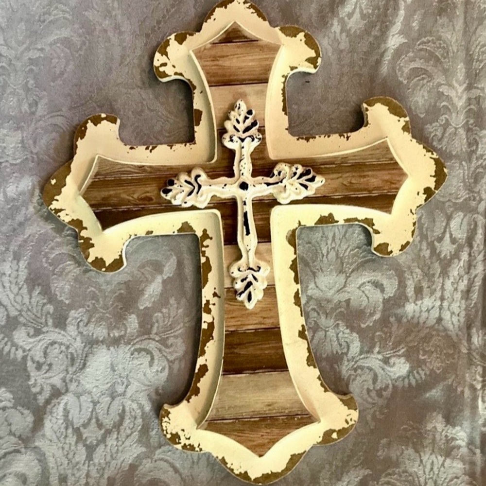 Vintage Rustic Wall Cross Decor